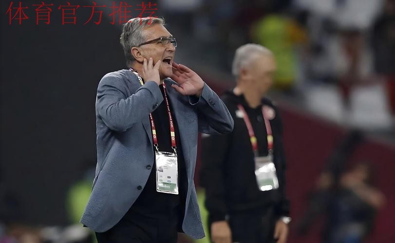 中国足协24日宣布：决定终止与卡马乔合作